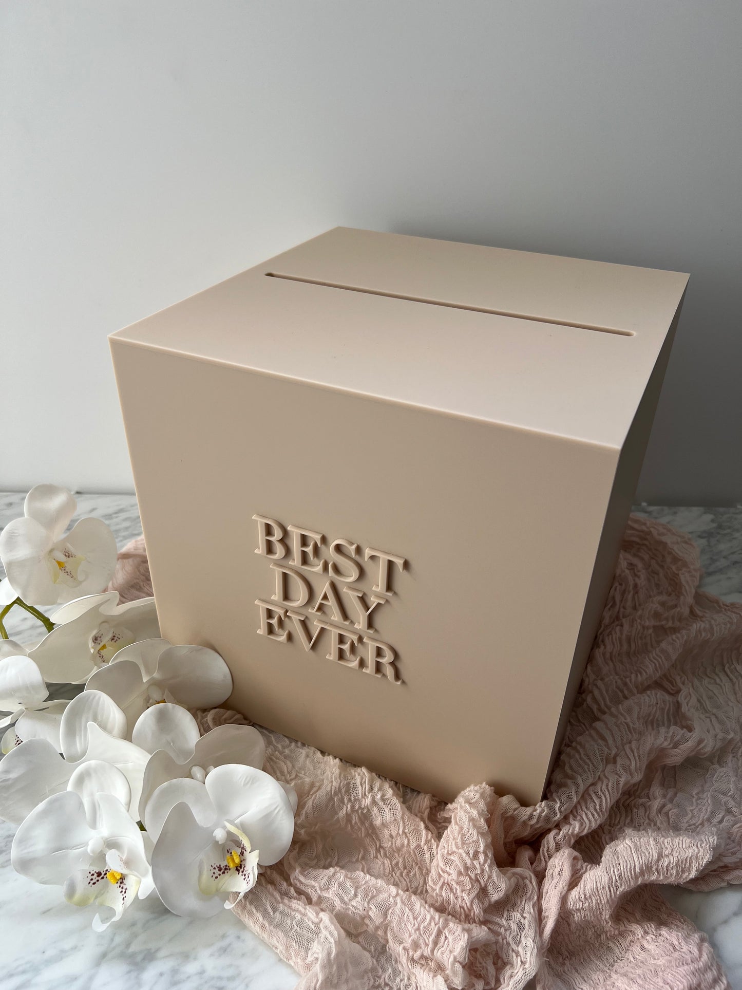 Seamless Matte Beige 3D Acrylic Wishing Well Box