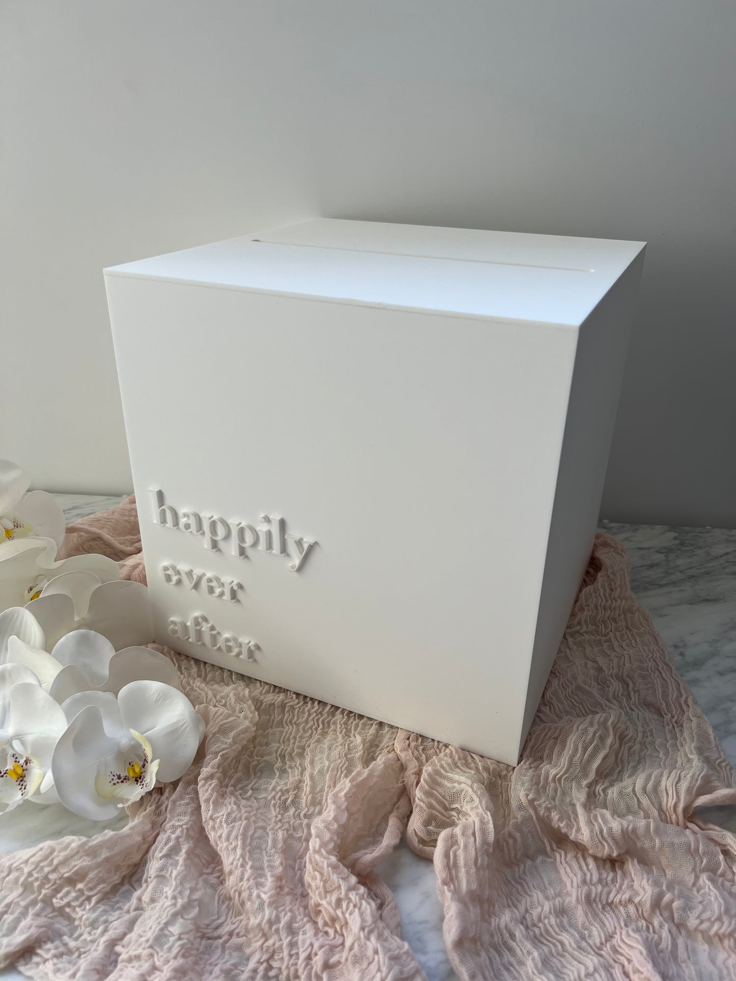 Seamless Matte White 3D Acrylic Wishing Well Box